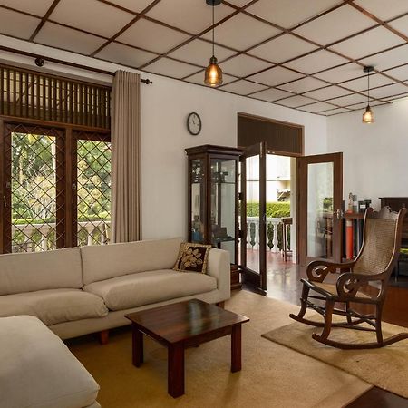 Surveyor'S Residence Bungalow Kandy Esterno foto